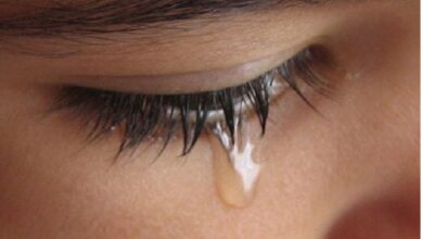 Photo of आज के लेख में हम रोने के फायदों के बारे में बताएंगे..