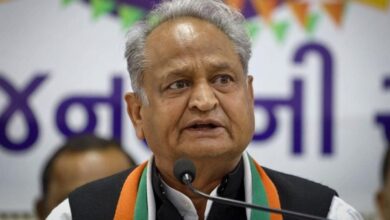 Photo of राजस्थान के मुख्यमंत्री  अशोक गहलोत ने मदर्स डे पर अपनी मां को याद…