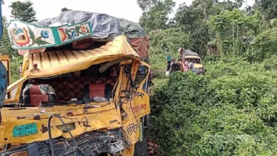 Photo of बांग्लादेश के दक्खिन सूरमा में हुआ भीषण सड़क हादसा, 13 लोगों की मौत व कई घायल
