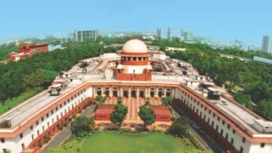 Photo of सुप्रीम कोर्ट: स्कूलों में फ्री सैनेटरी नैपकिन बांटने की नीति तैयार
