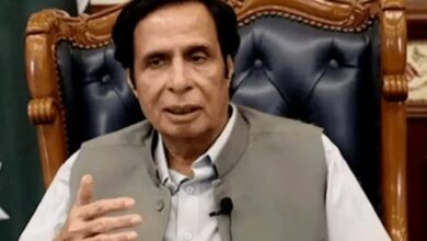 Photo of पाकिस्तान: भ्रष्टाचार मामले में फंसे पीटीआई अध्यक्ष परवेज इलाही और उनके बेटे