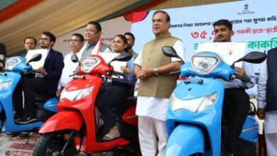 Photo of असम में मेधावी छात्रों को राज्य सरकार का तोहफा