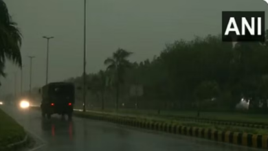 Photo of दिल्ली-एनसीआर के मौसम ने फिर ली करवट, बारिश से ठंडक