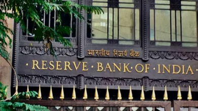Photo of RBI फिर एक्‍शन में, अब मुंबई और यूपी के इन बैंकों पर लगाया प्रतिबंध