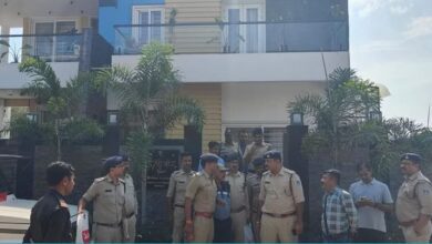 Photo of इंदौर: ड्रेनेज घोटाले में ठेकेदारों के घर पुलिस ने मारे छापे