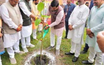 Photo of मध्यप्रदेश: सरकार लाएगी “मुख्यमंत्री नगर वन विकास योजना”, 500 करोड़ होंगे खर्च