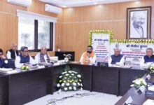 Photo of कई विभागों में नौकरियां, आठवीं पास को भी जॉब; बिहार कैबिनेट से वकीलों को तोहफा