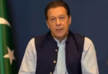 Photo of पाकिस्तान की जेल में इमरान खान की आंख की जांच, 85% रोशनी खोने की शिकायत!