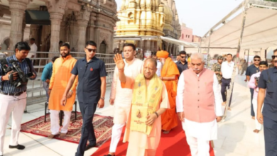 Photo of सीएम योगी ने बाबा विश्वनाथ और बाबा कालभैरव के किए दर्शन